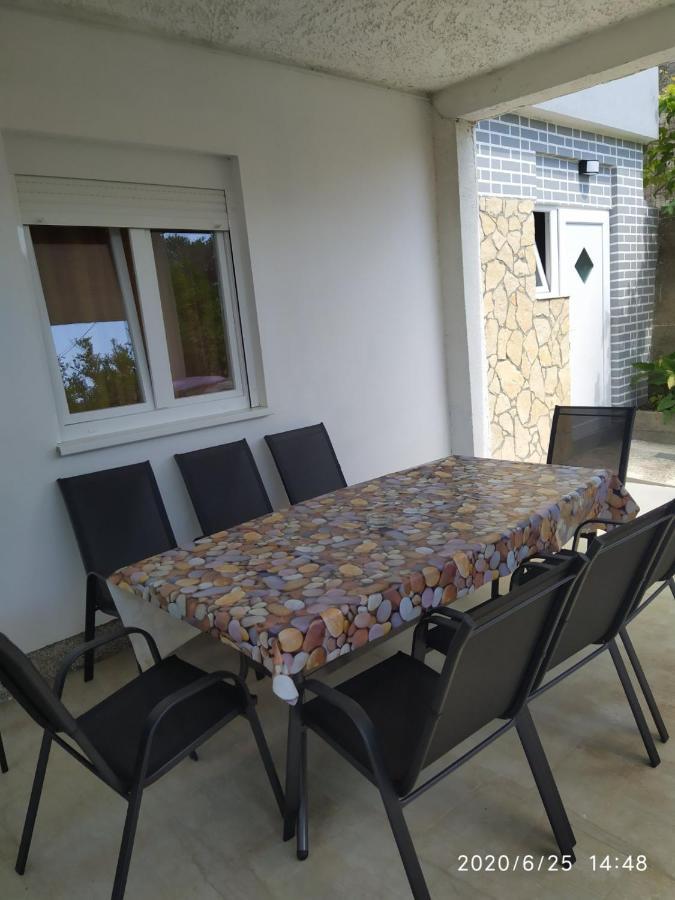 לופאר Apartment Valeria מראה חיצוני תמונה