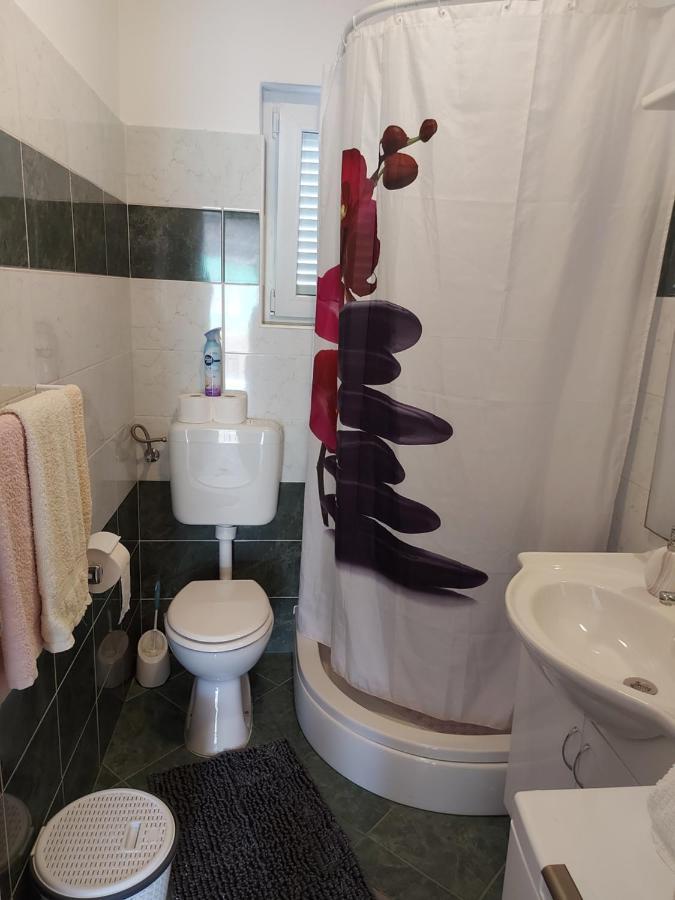 לופאר Apartment Valeria מראה חיצוני תמונה