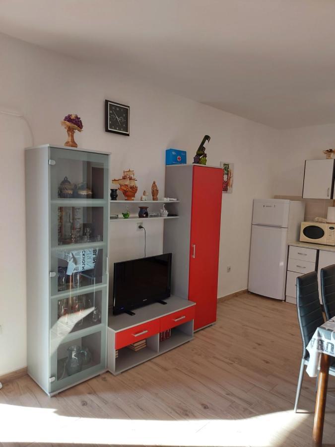 לופאר Apartment Valeria מראה חיצוני תמונה