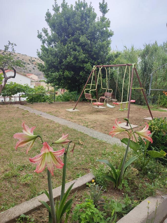 לופאר Apartment Valeria מראה חיצוני תמונה
